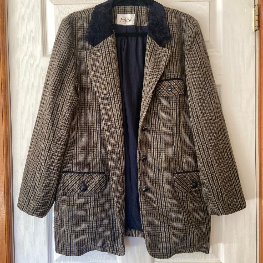 Oversized Plaid Blazer with Velvet Collar
